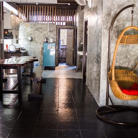 Sweet Life Guesthouse Koh Lanta Exterior photo