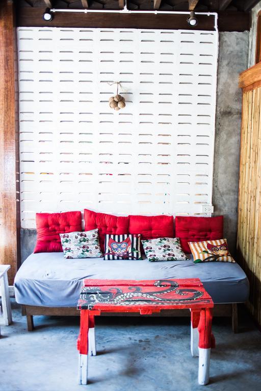 Sweet Life Guesthouse Koh Lanta Exterior photo