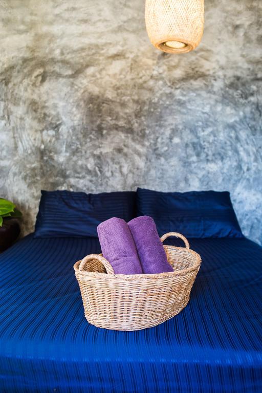 Sweet Life Guesthouse Koh Lanta Exterior photo